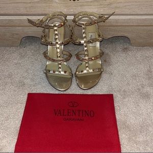 Metallic Rockstud Valentino style